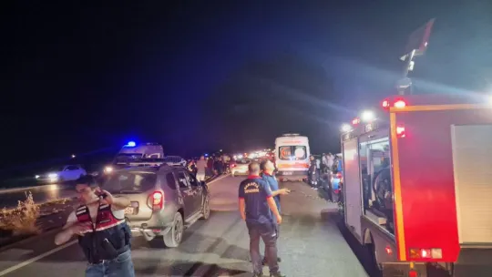 Karasu'da yarış yaparken motosikletler paramparça oldu: 1 ölü