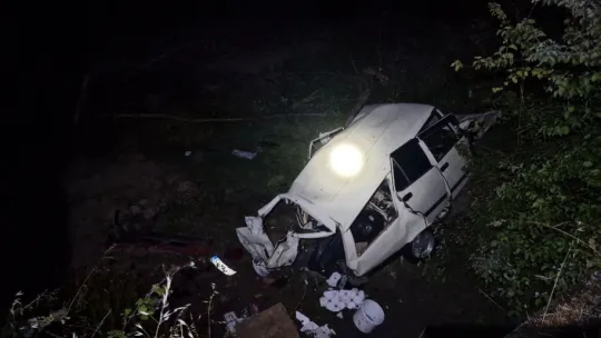 Karasu'da yarış yaparken motosikletler paramparça oldu: 1 ölü