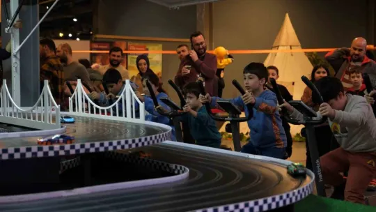 Yarıyıl tatilinde Bilim Merkezi'nde eğlence dorukta