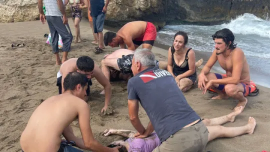 Yasak olmasına rağmen denize girince eğlence faciayla bitti