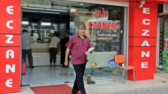 Yaşarken helvasını yedi!