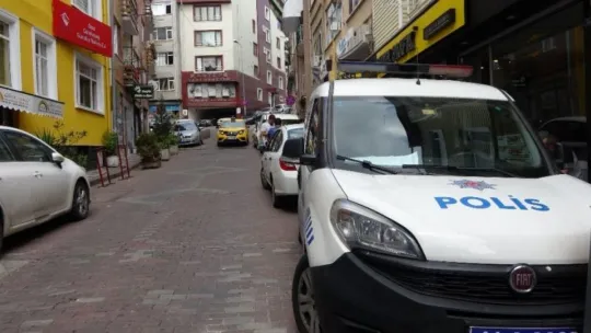 Yaşlı adam evinde ölü bulundu