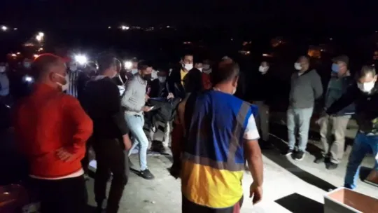 Yaşlı adam takla atan aracında can verdi!