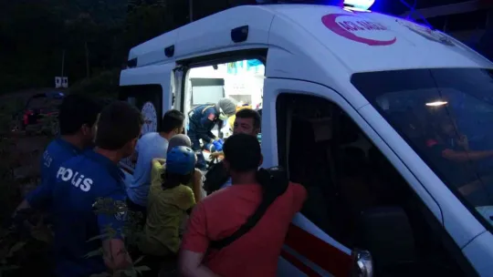 Yaşlı kadın, ATV ile yokuş aşağı inerken takla attı