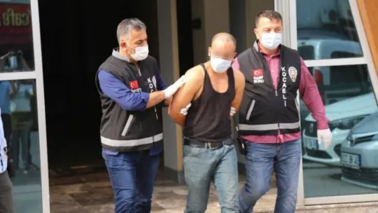 Yaşlı kadını evinde rehin alan şahıs tutuklandı!
