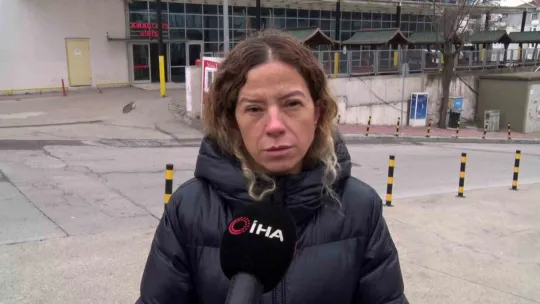 Yaya geçidinde otomobilin çarptığı kadın yaşam mücadelesi veriyor