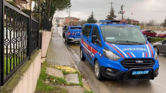 Kocaeli'de 3 kişi gözaltına alındı