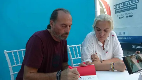 Yazarlar, Nikomedia'nın sırlarını 'Gizli Kabile' ile aralıyor