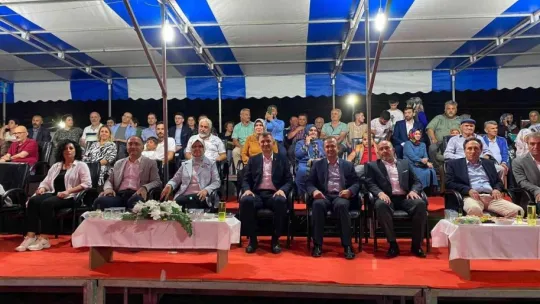 Yazlık Kadırga Şenliği vatandaşlara müzik ziyafeti yaşatıyor
