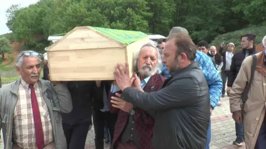 Yeşilçam'ın emektar oyuncusu son yolculuğuna uğurladı