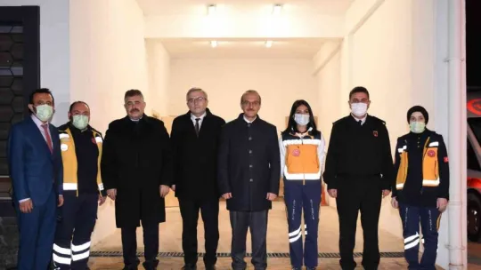 Yılbaşı gecesi görevi başındaki kamu çalışanlarına Vali'den ziyaret