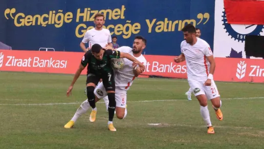 Hediye edilen fotoğraf duygusal anlar yaşattı