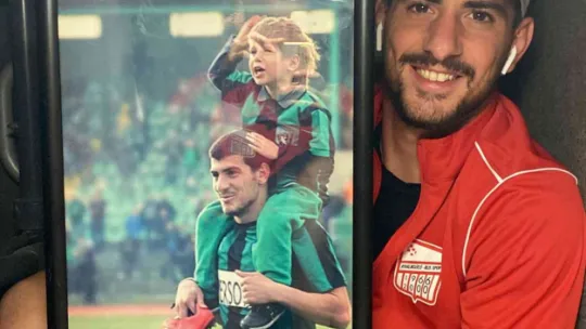 Hediye edilen fotoğraf duygusal anlar yaşattı