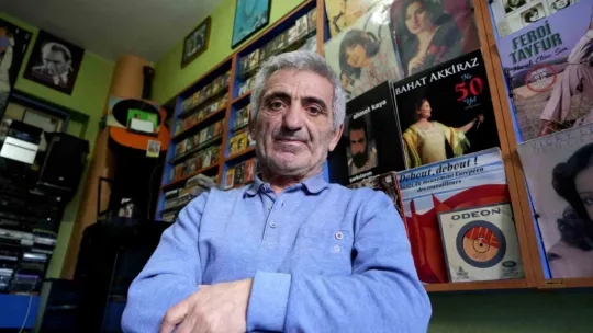 Yıllardır aynı yerde kuşaklar arası bağ kuruyor
