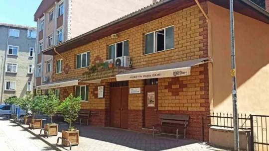 Yıllardır tarihe tanıklık ediyor