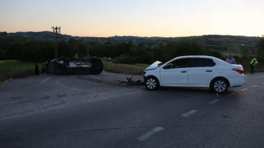 Yine Kandıra Yolu yine kaza: 4 yaralı!
