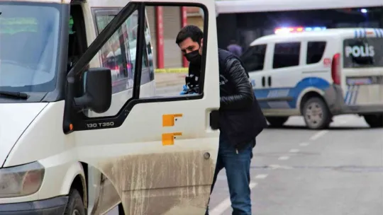 Yol verme kavgası kanlı bitti