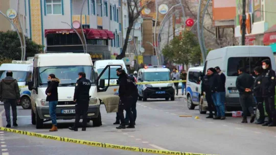 Yol verme kavgası kanlı bitti