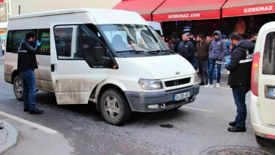 Yol verme kavgası kanlı bitti