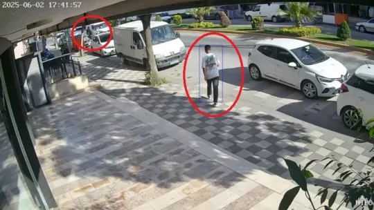 Yol vermeyen 3 maganda anne ile oğluna saldırdı, 5 yaşındaki çocuklar da yaralandı
