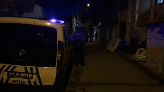 Yoldan hızlı geçme kavgası kanlı bitti! Yaralılar var!