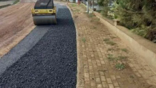 Yollardaki deformeler onarılıyor