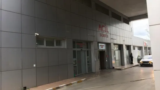 Trenin çarptığı vatandaştan acı haber! Kimliği belli oldu