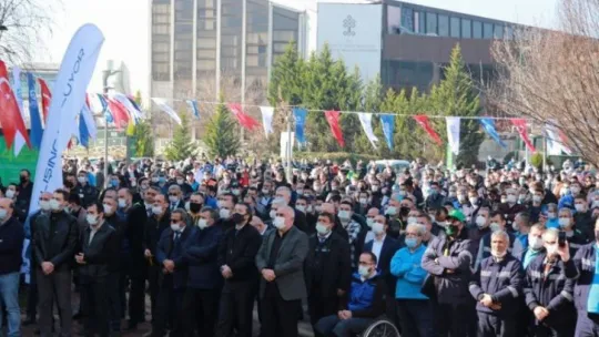 Yüzde 60 zammı davul zurna eşliğinde kutladılar