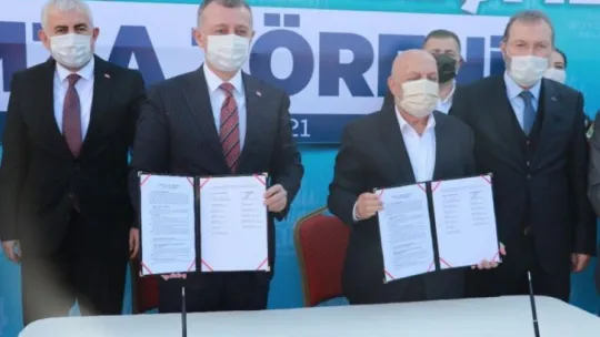 Yüzde 60 zammı davul zurna eşliğinde kutladılar