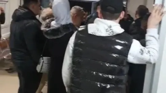 Yüzlerce kişinin zehirlendiği döner skandalında sanıklar mahkemeye çıkıyor