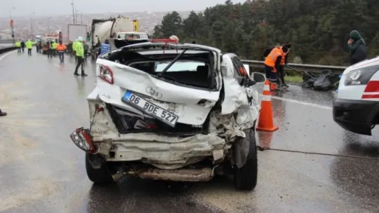 Zincirleme kaza sonrasında Kocaeli TEM trafiğe kapandı!