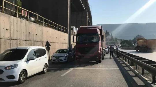 Kocaeli'de korkutan kaza: yaralılar var