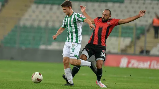 Gölcükspor, Bursa'da tarih yazdı: 1-2