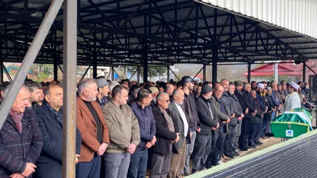 Ali Dere toprağa verildi