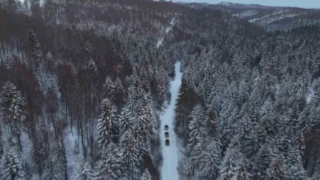 Beyaz örtünün keyfini UTV'lerle çıkardılar
