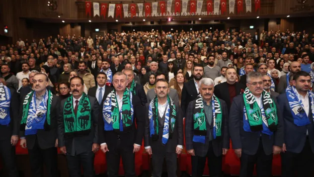 Büyükakın, Aşık Sümmani'yi anma programına katıldı