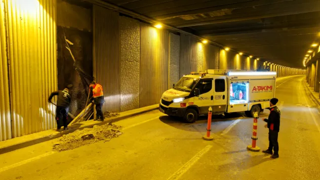 Büyükşehir, Seka Tüneli'ndeki panelleri yeniledi