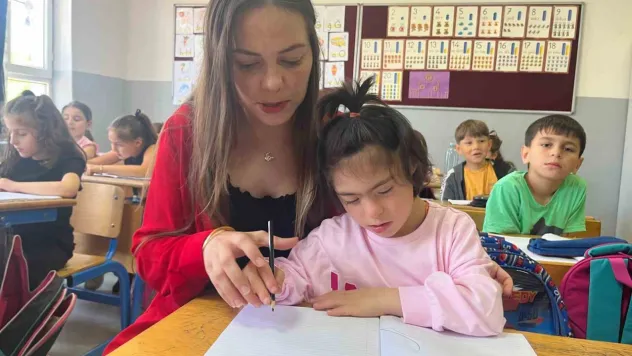 Down sendromlu diye okula gönderilmedi, bir öğretmen hayatını değiştirdi