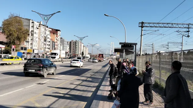 Eski duraklar niye söküldü?