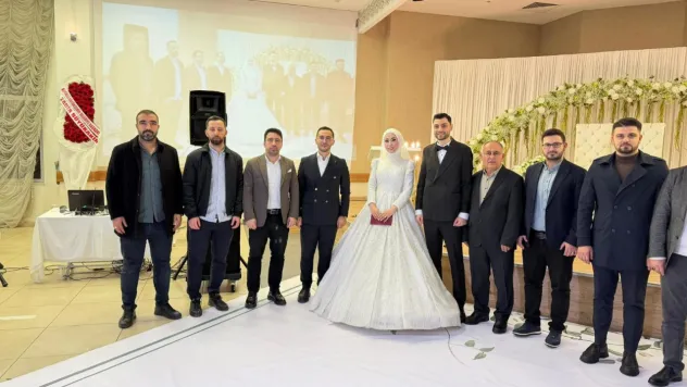 Furkan ve Şeymanur bekarlığa veda etti