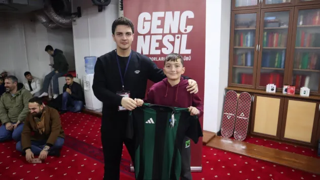 Genç Nesil camide buluştu