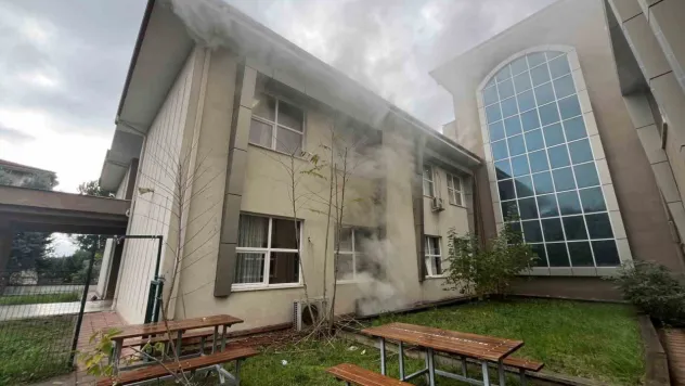 Kocaeli'de ilkokulda yangın paniği