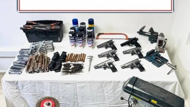 Kocaeli'de silah imalathanesine dönüştürülen adrese operasyon