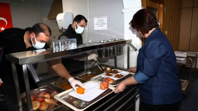 Kocaeli'de tedavi gören misafirlere ücretsiz konaklama ve yemek imkanı