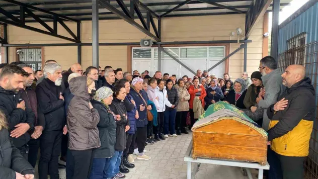 Otobüsün altında sürüklenen kadından acı haber