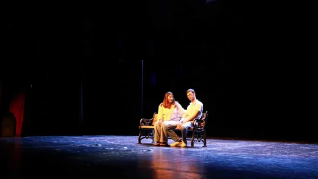 Özel bireyler tiyatro oyununda hünerlerini sergiledi