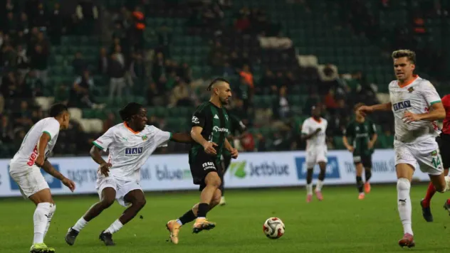 Kocaelispor - Corendon Alanyaspor maçından önemli kareler