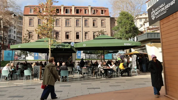 Şehrin kalbinde tatlı bir Mola noktası