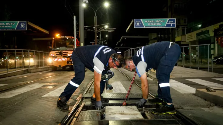 Tramvayda 7/24 durmaksızın hizmet