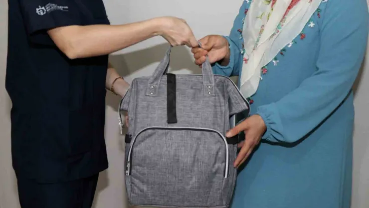 Koaceli'de 19 bin 884 anneye Hoş geldin bebek paketi